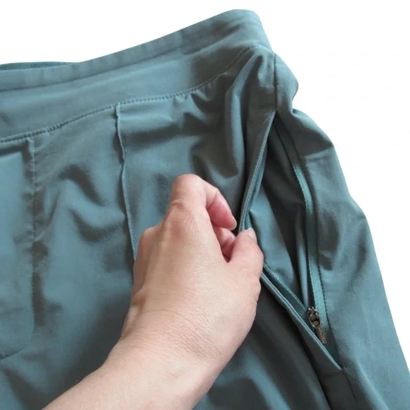 Athleta Brooklyn Heights High Rise Pants 8 Tall Teal Featherweight Stretch Airy - Picture 7 of 9